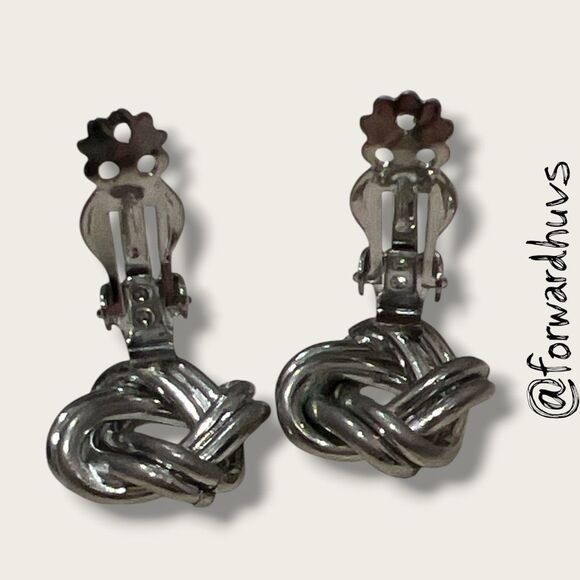 Vintage STAR Clip-On Knot Earrings – Silver-Tone – Twisted Loop Design - Picture 9 of 11